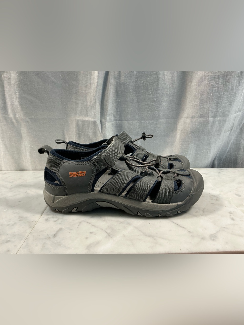 Bass Pro Shops Gray Outdoor Strapped Men's Sandals Size 5M or 7W